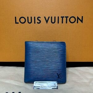 Louis Vuitton  Blue Epi Marco Bifold Wallet w/ Coin Pocket